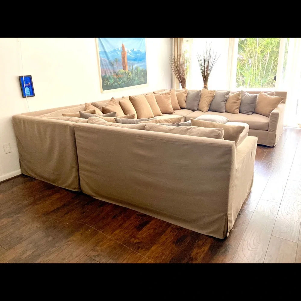 RH 5pc sectional, ottoman & 22 goose down pillows